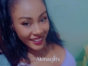 Akinacuts