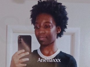 Aneliaxxx