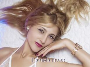 Daniela_moon