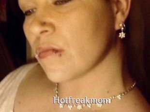 Hotfreakmom