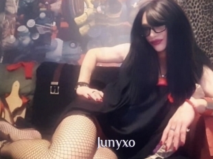 Junyxo