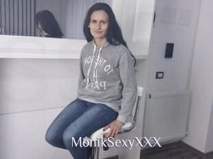 MonikSexyXXX