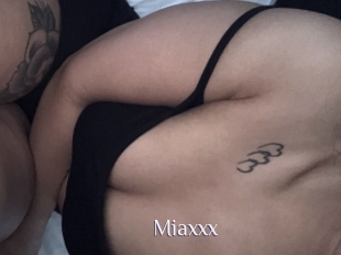 Miaxxx