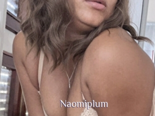 Naomiplum