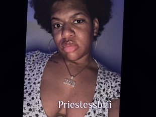 Priestessbrii