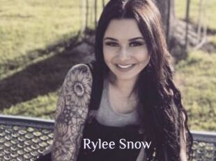 Rylee_Snow
