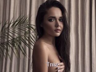 Tnia