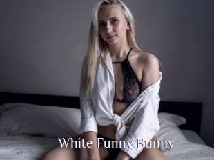 White_Funny_Bunny